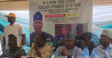 Photo News: Senator Shuaib Salis Empowers Ogun NUJ with Solar Power, Laptops, and Digital Skills Photo News: Senator Shuaib Salis Empowers Ogun NUJ with Solar Power, Laptops, and Digital Skills