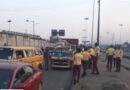 LASTMA IMPOUNDS 27 COMMERCIAL BUSES FOR GRAVE VIOLATIONS OF LOADING REGULATIONS AND PERSISTENT NON-COMPLIANCE WITH ROAD SAFETY STANDARDS ACROSS LAGOS ROAD NETWORK