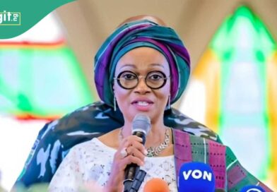 Workers’ Day: First Lady Oluremi Tinubu Hails Nigerian Workers’ Resilience, Contributions