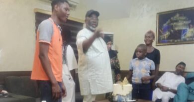 Photo News: Ijoko Agba Forum, Family Celebrate Aare Alhaji Kazeem Olanrewaju at 65 During Al-Huijaaj Sitting