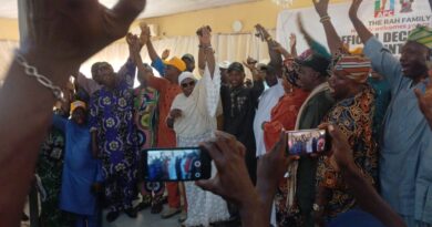 Oriade Council Chairman Endorses Hon. Ramotalai Akinlola-Hassan for Amuwo-Odofin Federal Seat Oriade Council Chairman Endorses Hon. Ramotalai Akinlola-Hassan for Amuwo-Odofin Federal Seat